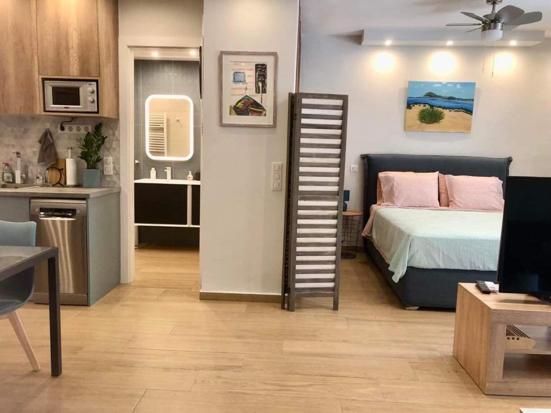 Tony'S Suite With Parking أثينا المظهر الخارجي الصورة